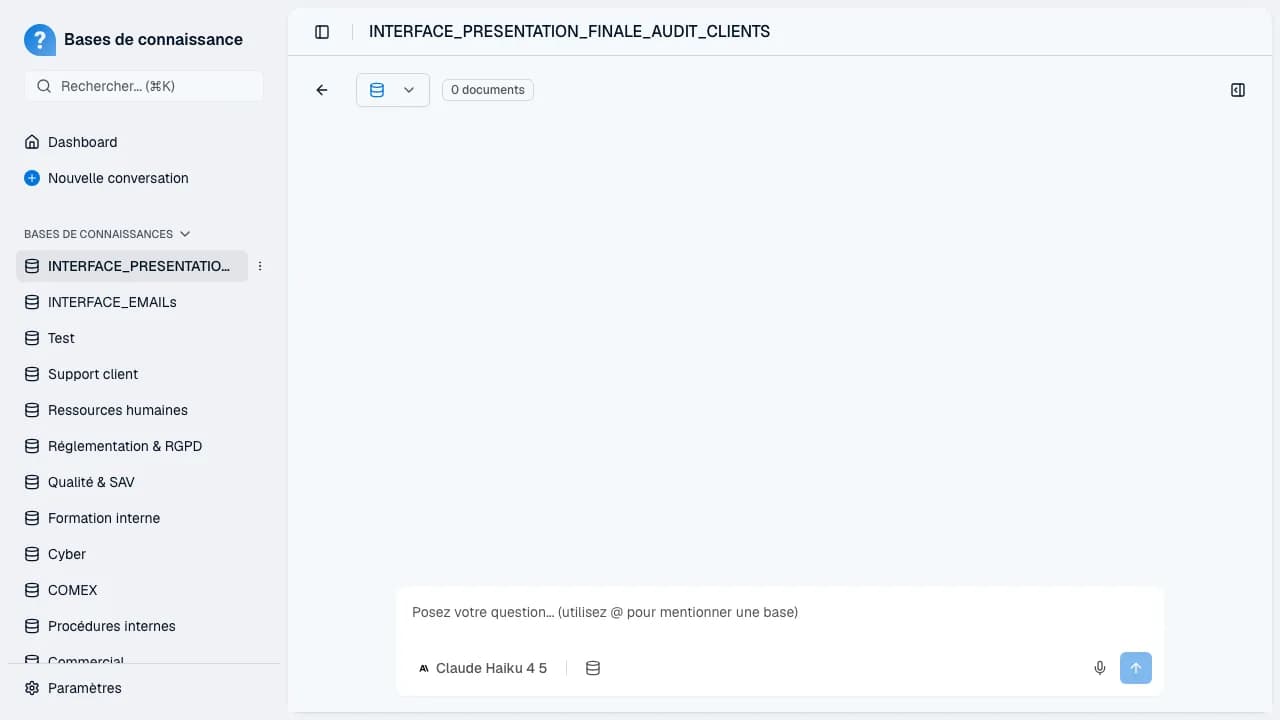 Chat sur une base de connaissances avec sources citées sur la droite
