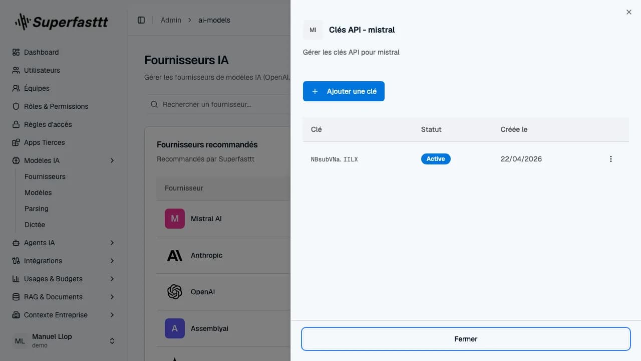 Panneau « Clés API » ouvert sur un fournisseur — bouton « Ajouter une clé » et tableau des clés existantes (valeur masquée, date de création)