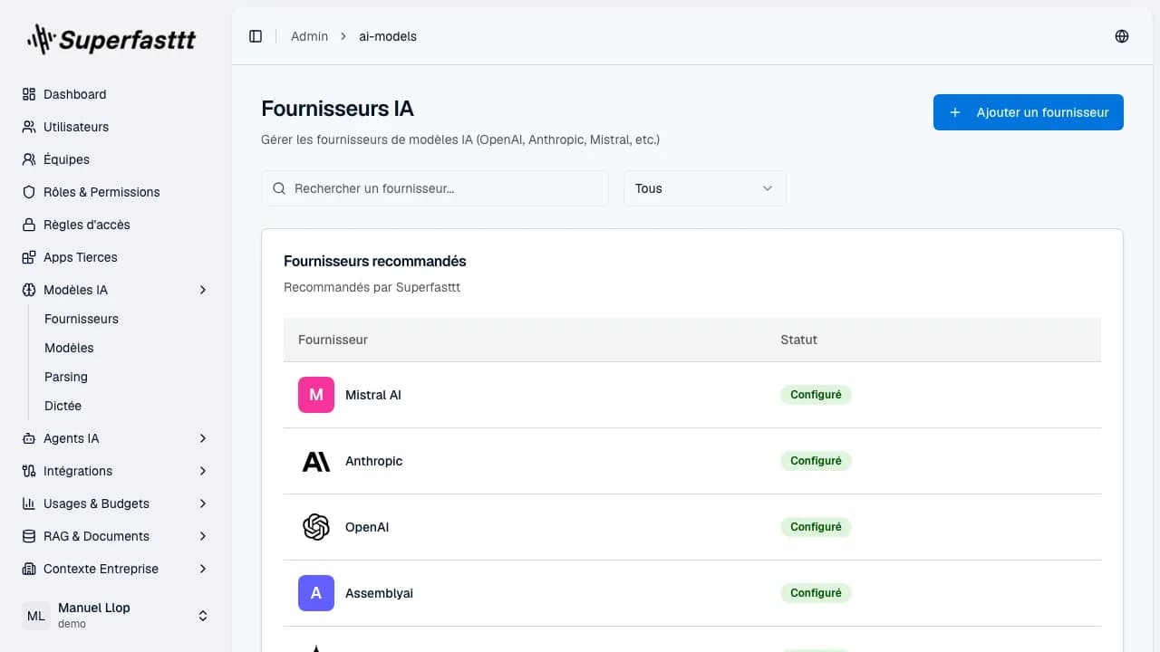 Page Fournisseurs IA — recherche, filtre par statut et tableau « Fournisseurs recommandés » avec les badges Configuré / Non configuré